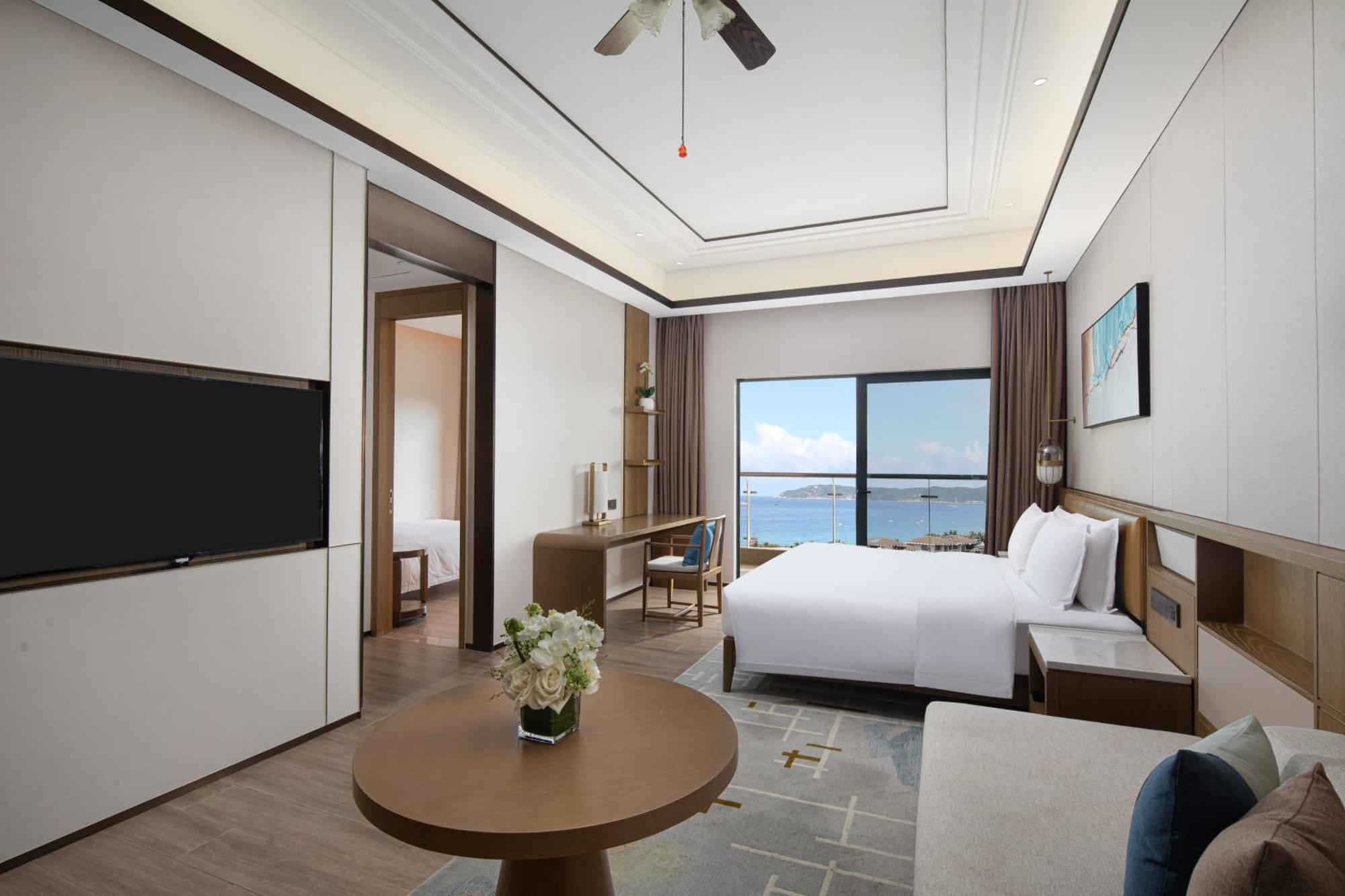 Holiday Inn&Suites Sanya Yalong Bay, an IHG Hotel Bagian luar foto