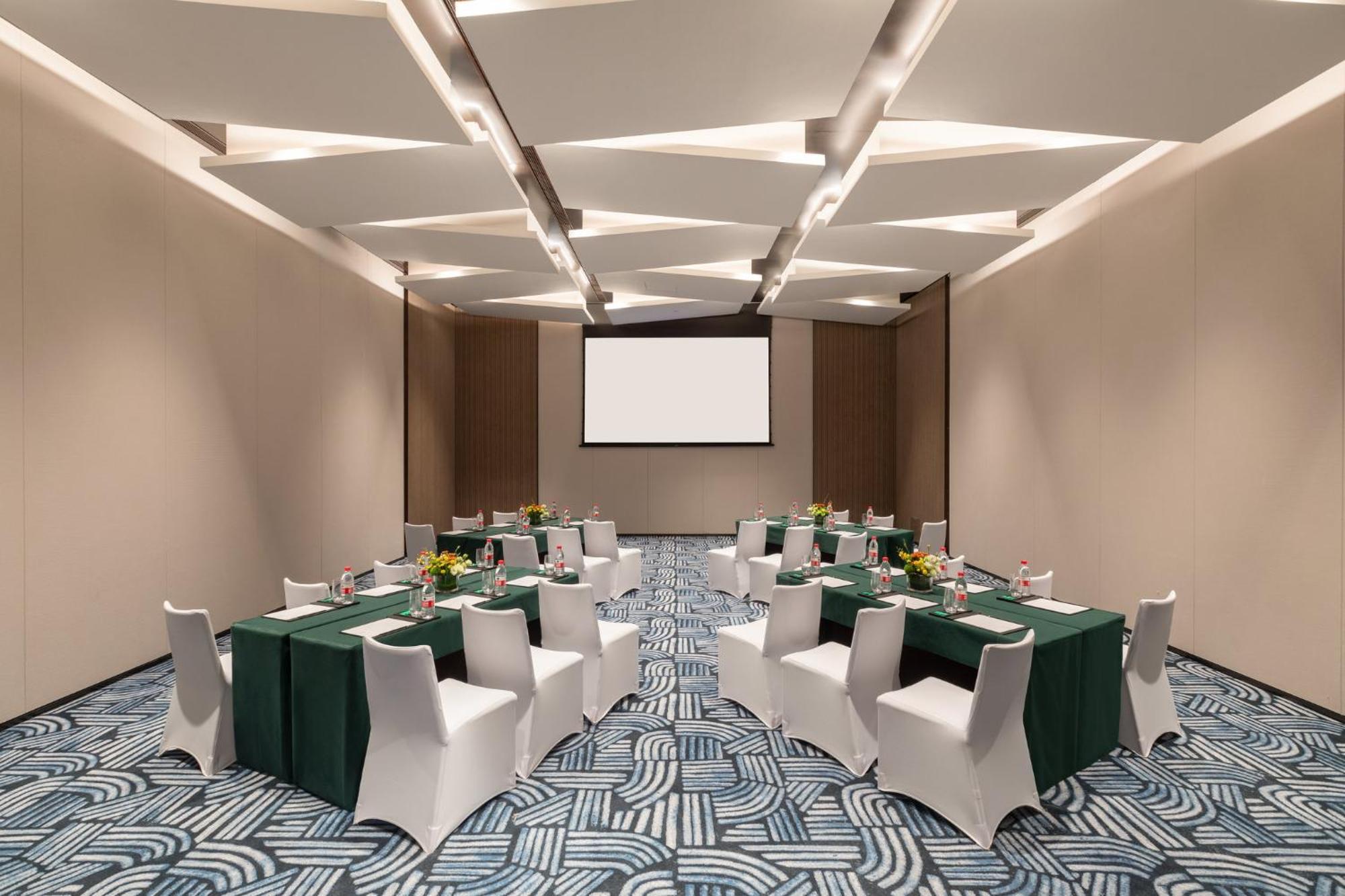 Holiday Inn&Suites Sanya Yalong Bay, an IHG Hotel Bagian luar foto
