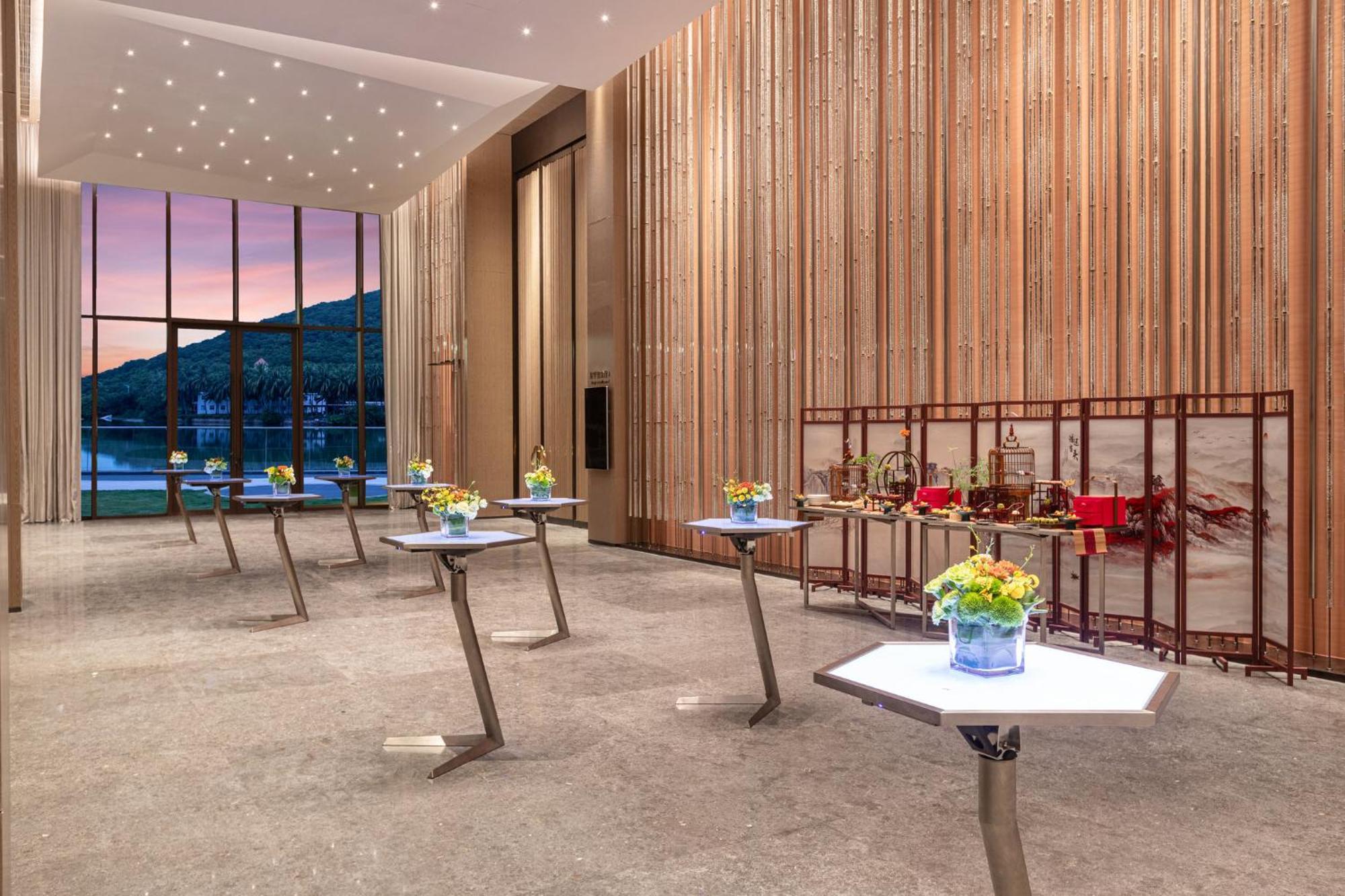 Holiday Inn&Suites Sanya Yalong Bay, an IHG Hotel Bagian luar foto